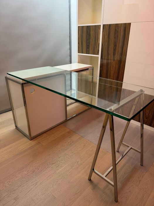 Secretaria Vidro 150cm com (ou sem) módulo de apoio e pernas em inox