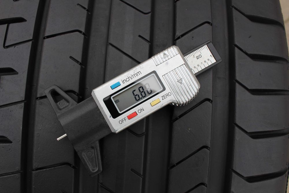 Opona letnia 265/40/21 Pirelli P Zero Jak nowa