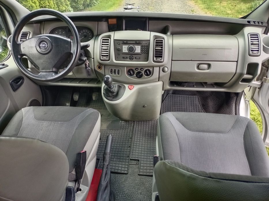 Opel vivaro.2.0.tdci