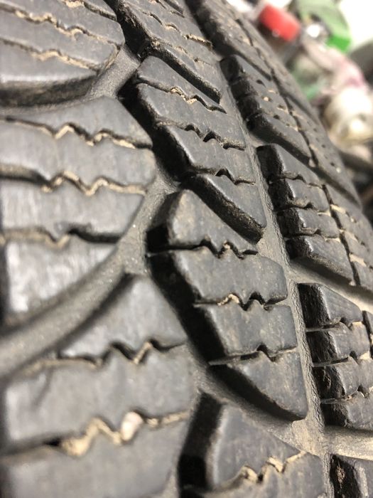 215/50-17 opony zimowe komplet kormoran zamiennik 225/45-17