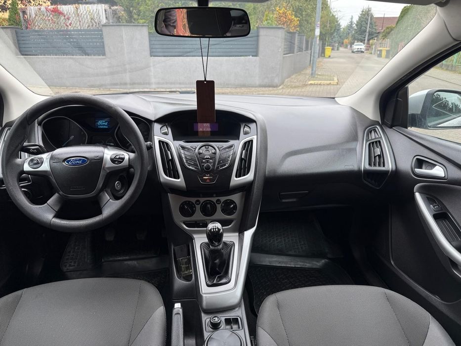 Ford focus mk3 benzyna  2012r.