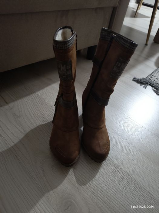 Buty Mustang zamsz -skora