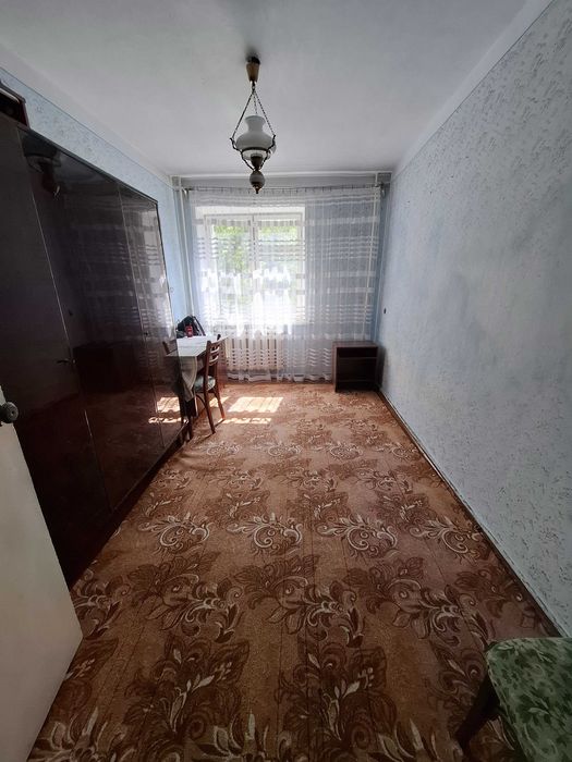 Продаж 3 кімнатної квартири. Центр. Вул. Київська.