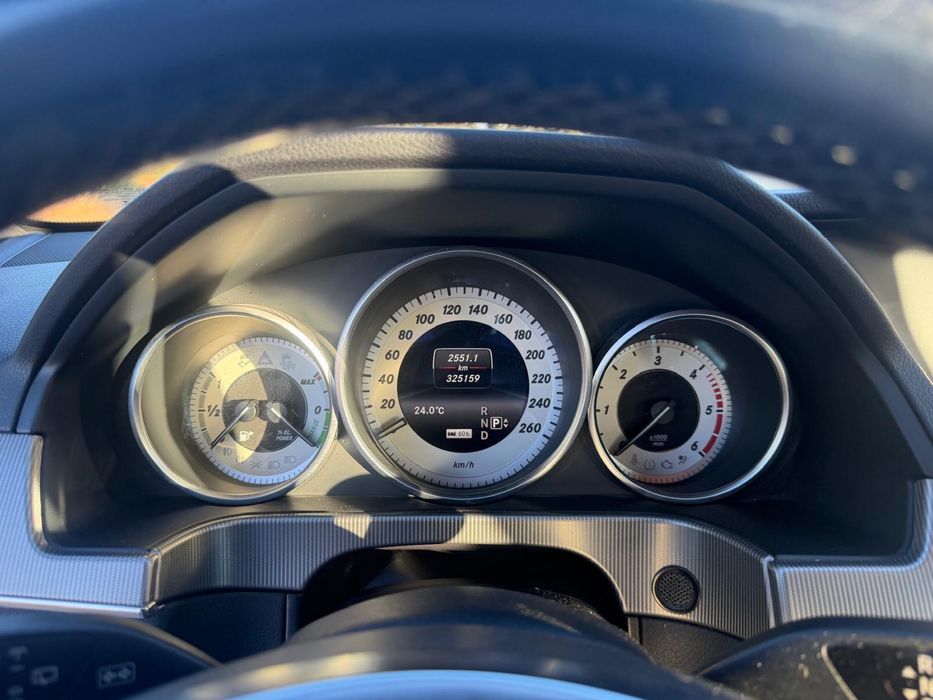 Carrinha Mercedes  Benz E 300
