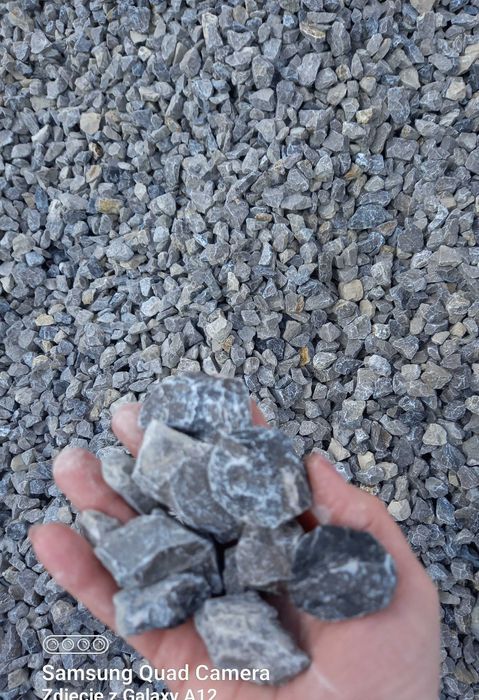 Kruszywo łamane 16-31,5 mm żwir, grys grafitowo-szary