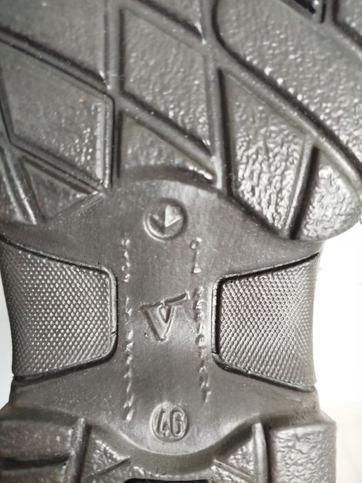 Ботинки рабочие 46 размера.