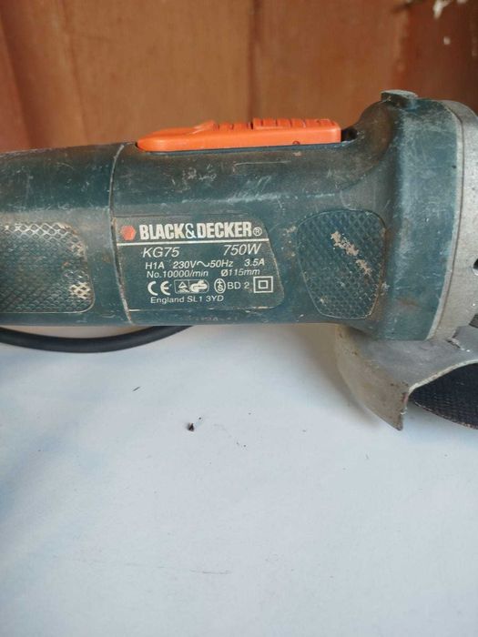 Продам Угловая шлифовальная машина (болгарка) Black & Decker KG75