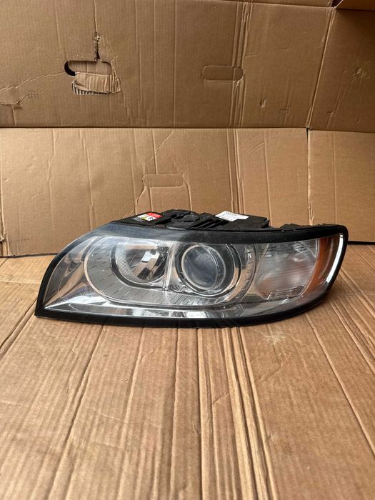 VOLVO V50,S40 Lift Xenon skrętny europa 31265,709