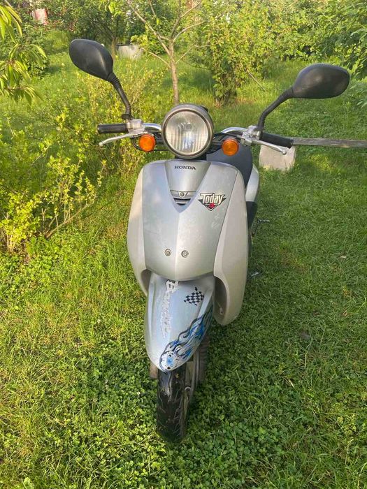 Скутер Honda today af 61