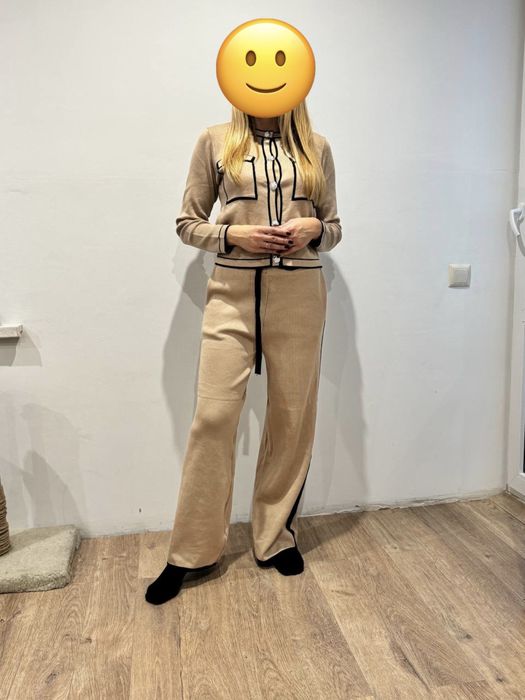 Жіночий Трикотажний костюм в стилі Chanel бежевий С М розмір