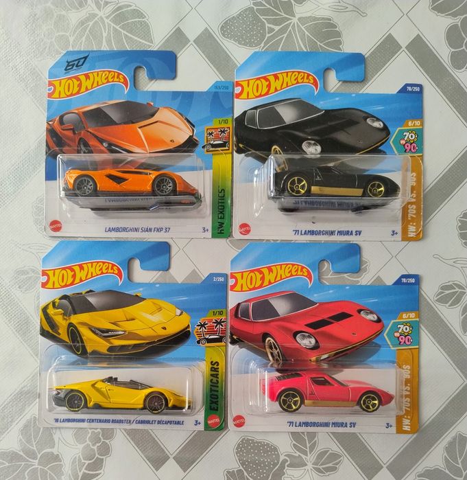 4×Hot Wheels Lamborghini