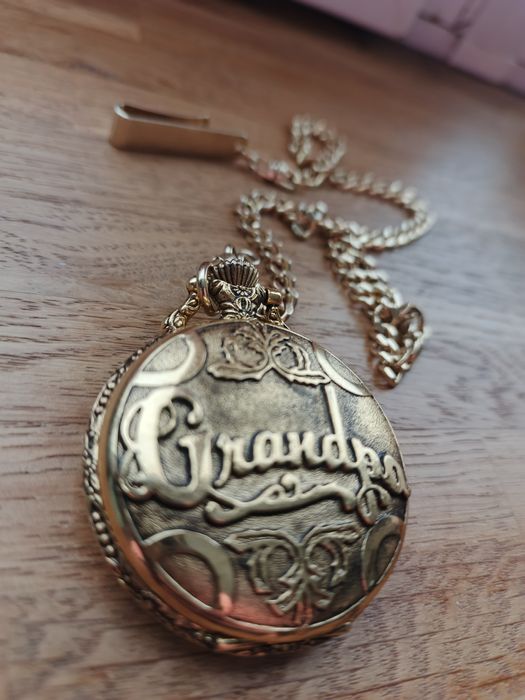 Кишеньковий годинник