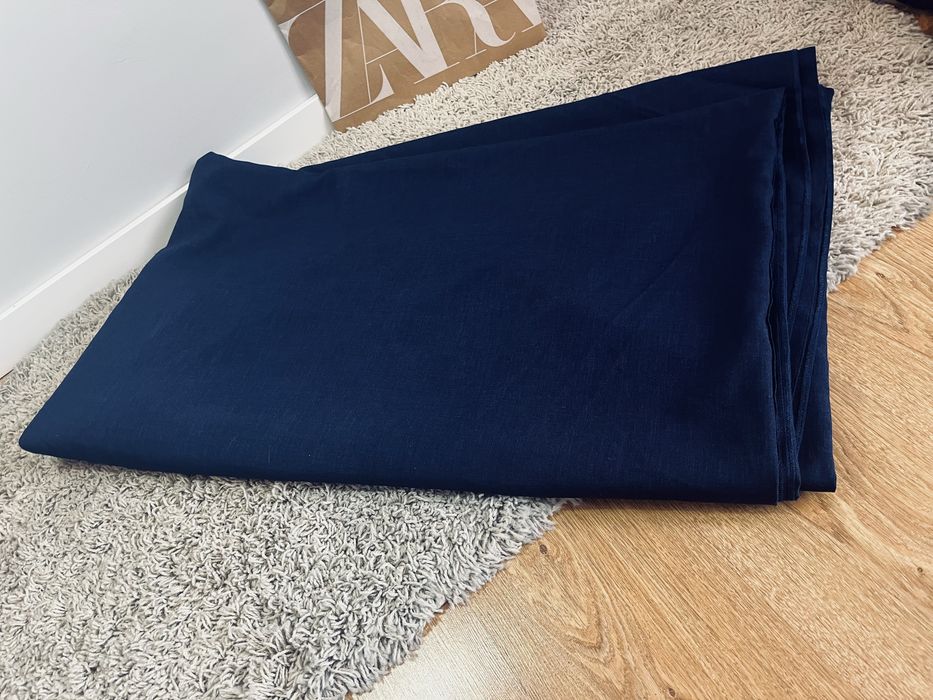 Duzy granatowy ciezki obrus kolo kolisty kapa narzuta kotara