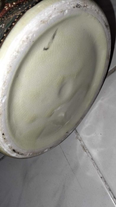 Jarro antigo em bom estado