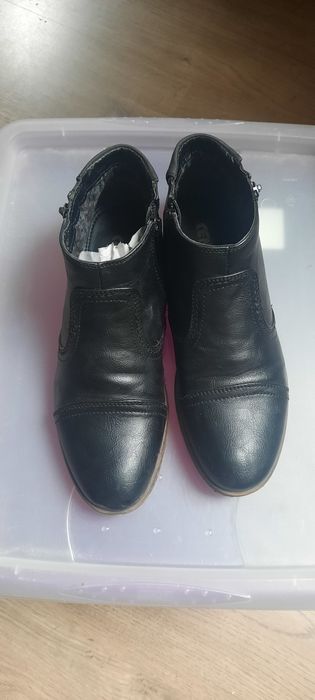Sprzedam buty wysokie używane rozmiar 37