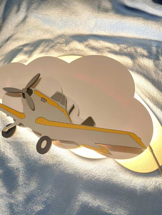 lampka nocna SAMOLOT W CHMURACH led drewniana