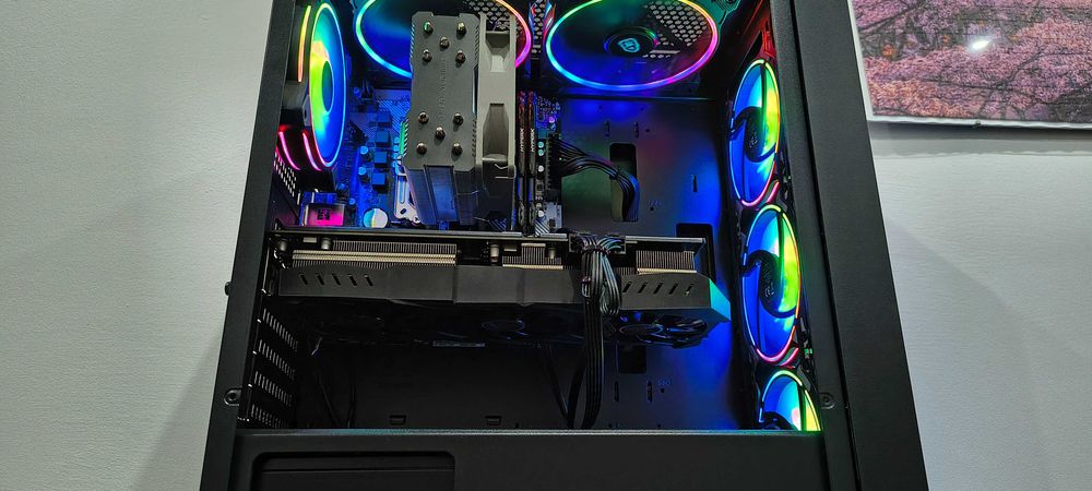 Komputer Gamingowy: RX 5700 XT 8GB/RYZEN 5 4500 /SSD M.2/ARGB/AM4