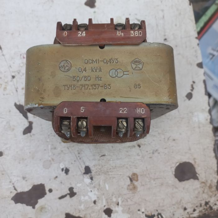 Продам трансформатори 380 і 220 в.