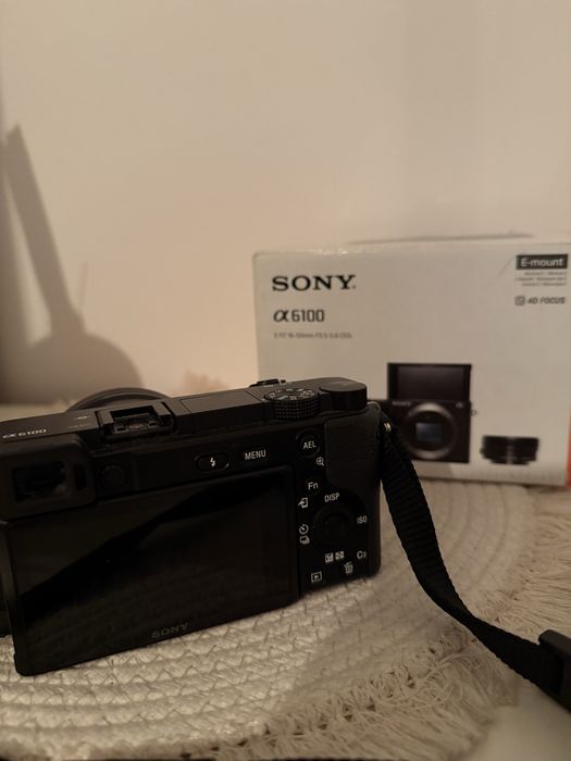 Aparat Sony a6100