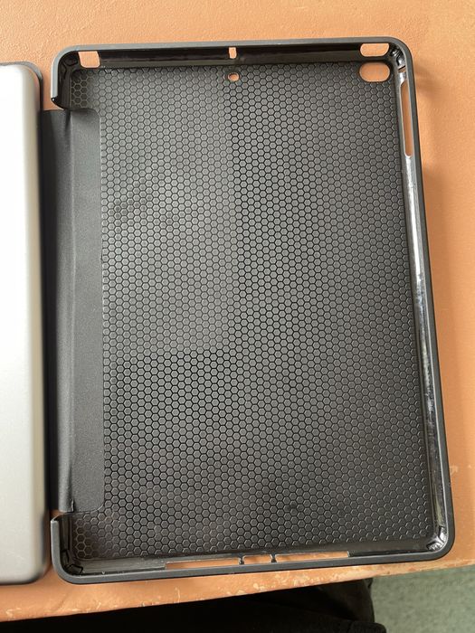 Продам iPad 6th 128gb