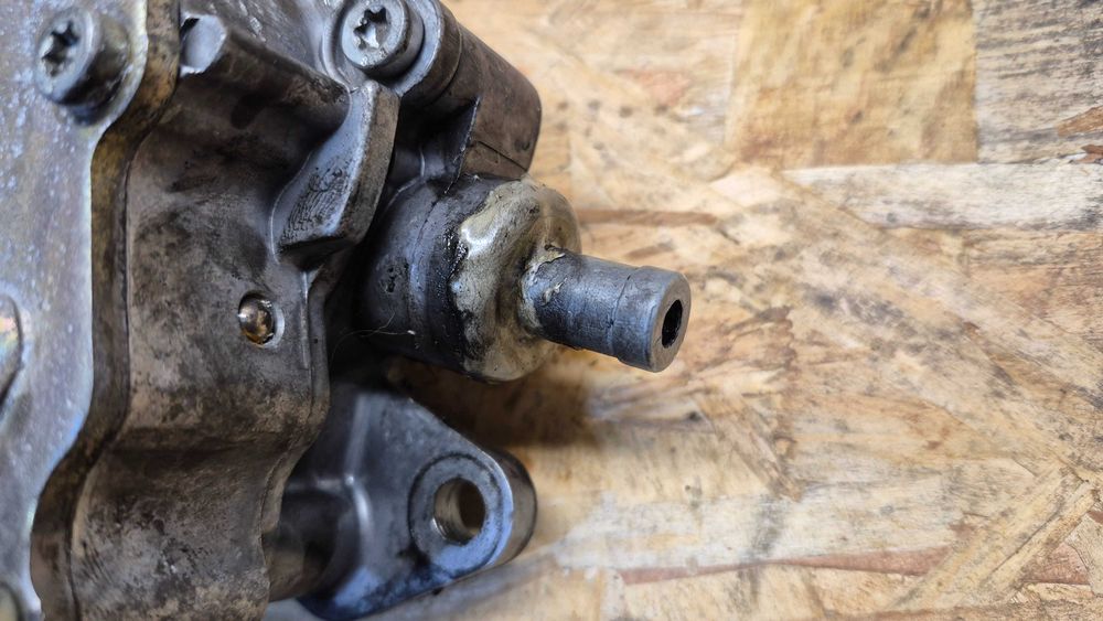 Bomba Tandem /Depressor /Bomba de Vácuo e Combustível LUK 038,145209A