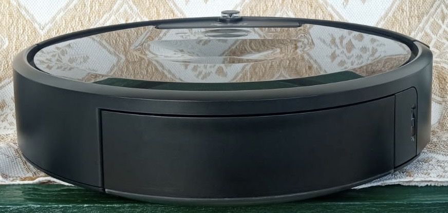 Aspirador Robot iRobot Roomba i7 – Pouco uso (2023)
