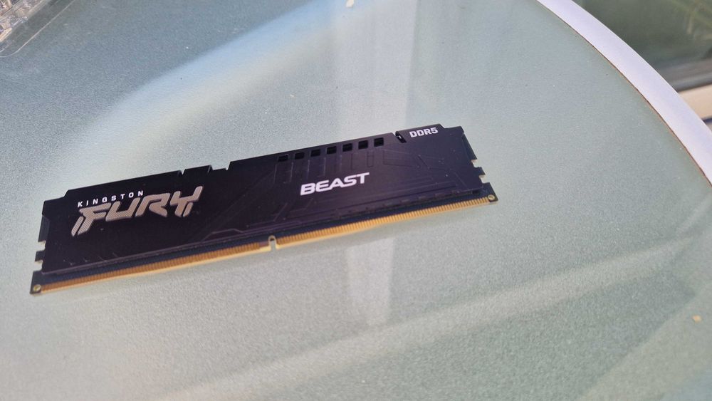 Memória RAM KINGSTON - FURY Beast 32Gb DDR5 5200MT/s CL36