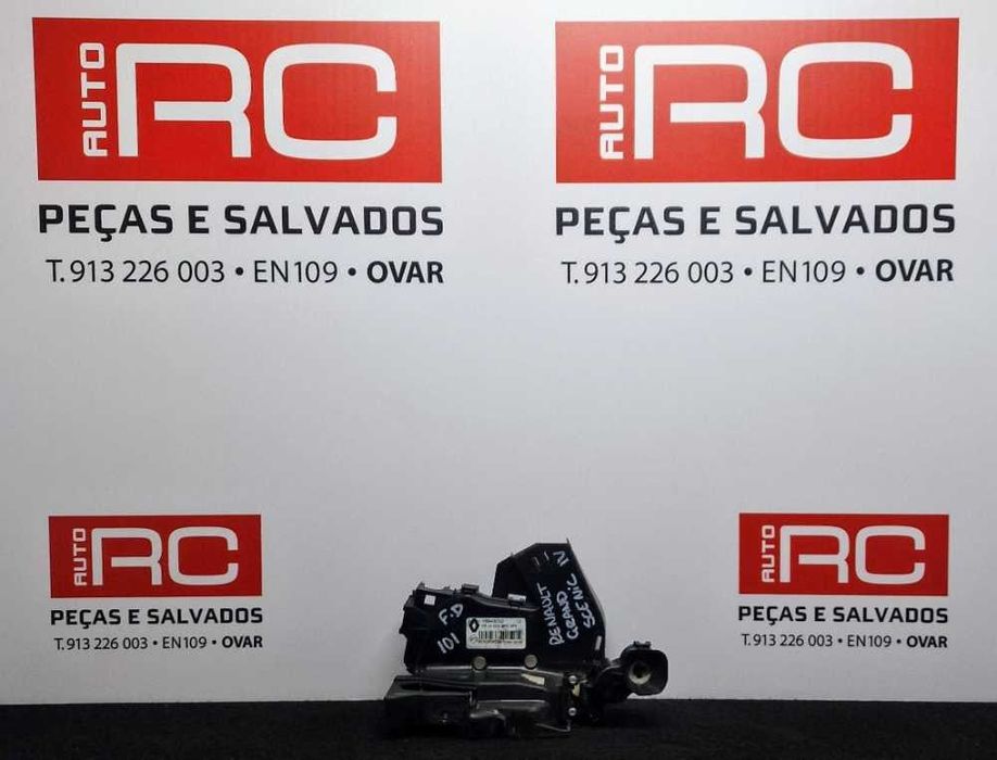 Fechadura / Fecho Porta Frente Direito 805039092R - RENAULT SCÉNIC IV