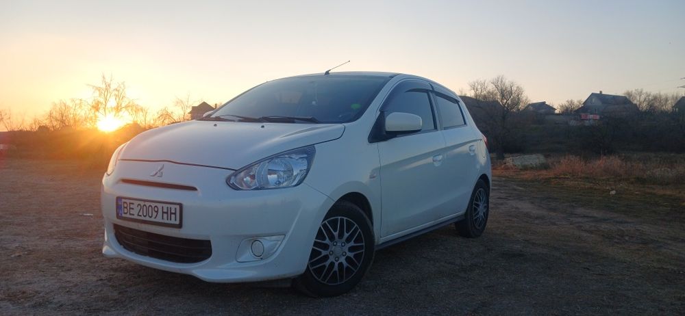 Продам MITSUBISHI Mirag 2013року