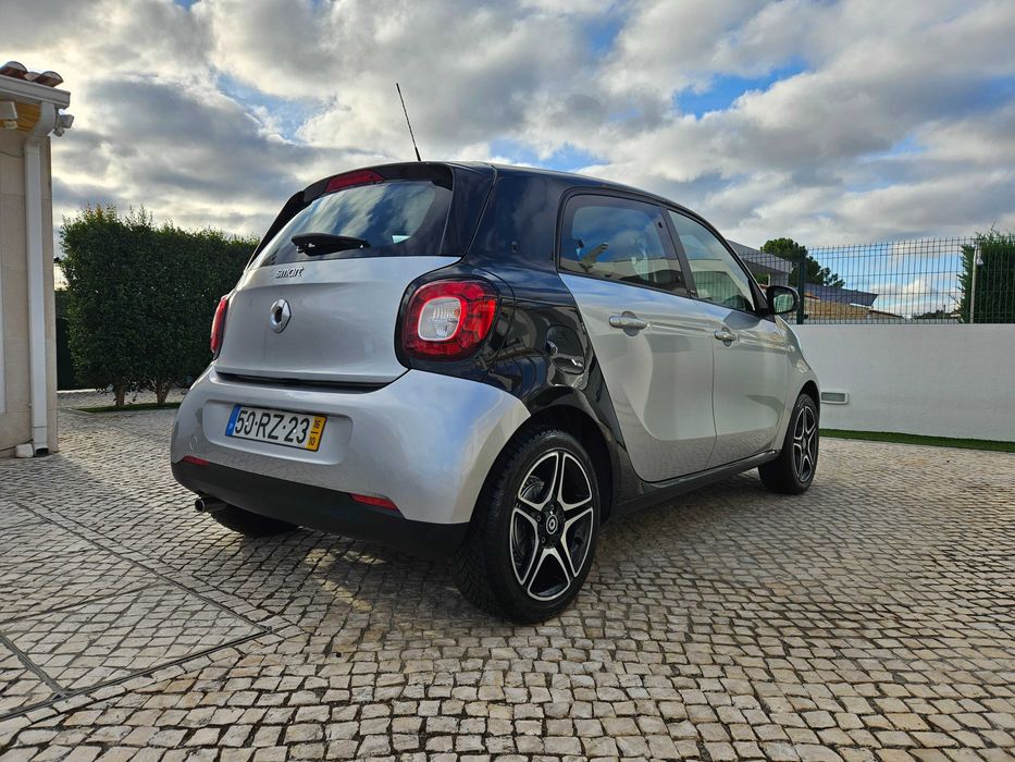 Smart Forfour PRIME 1.0 - 58mil Km - Nacional - Estofos Pele - Excelente Estado