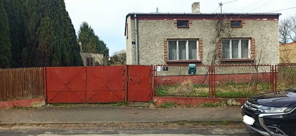 Działkę z przytulnym domem naprzeciwko parku - oaza spokoju dla Twojej rodziny! - Widok 2