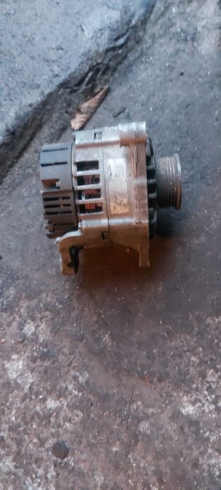 Генератор 120А Ауді А6С5 2.5 Дизель