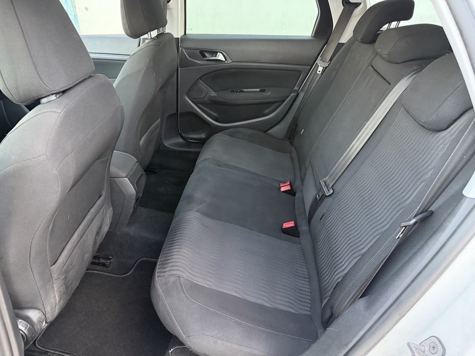 Peugeot 308 2014 — photo 5