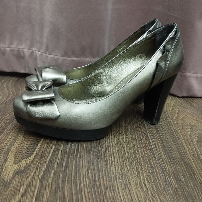 Buty na słupku Palazzo