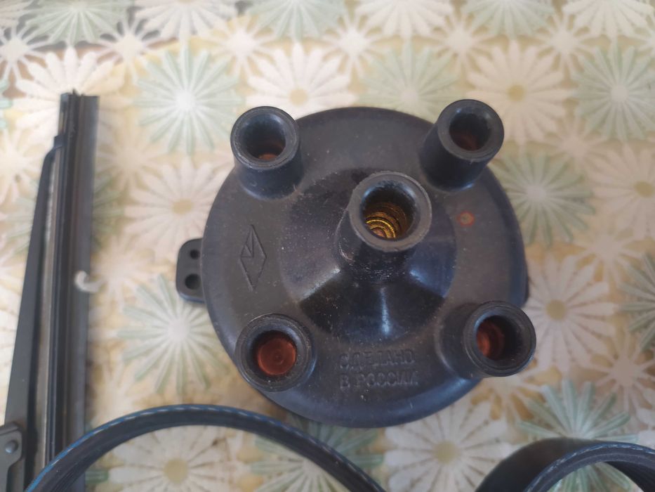 Одним лотом запчасти от ВАЗ