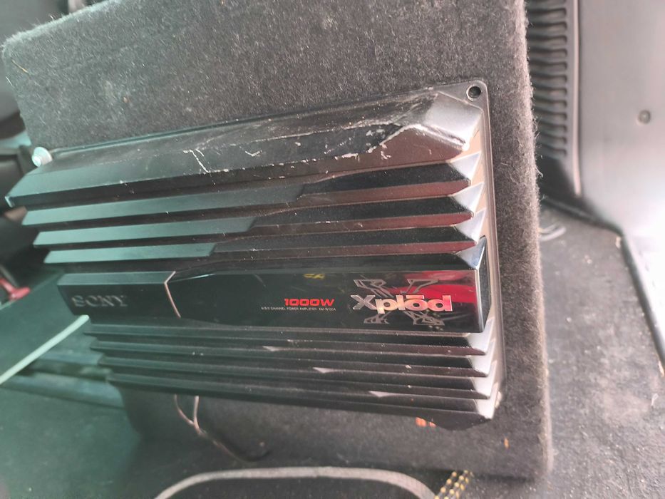 Subwoofer Caliber mais amplificador 1000wats