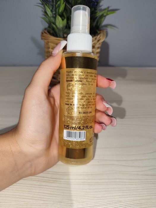 Mgiełka do ciała z drobinkami INGRID 125 ml