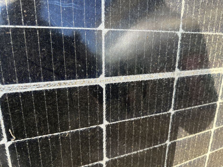 Panele fotowoltaiczne uszkodzone