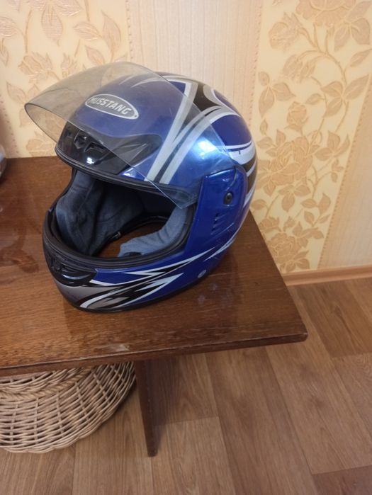 Продам шлем СРОЧНО.