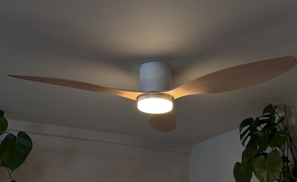 Wentylator sufitowy brazowy imitacja drewna