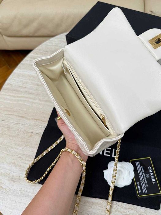 Chanel Mini Rectangular Flap Bag with Top Handle Cream/Кремова мінісумка Шанель