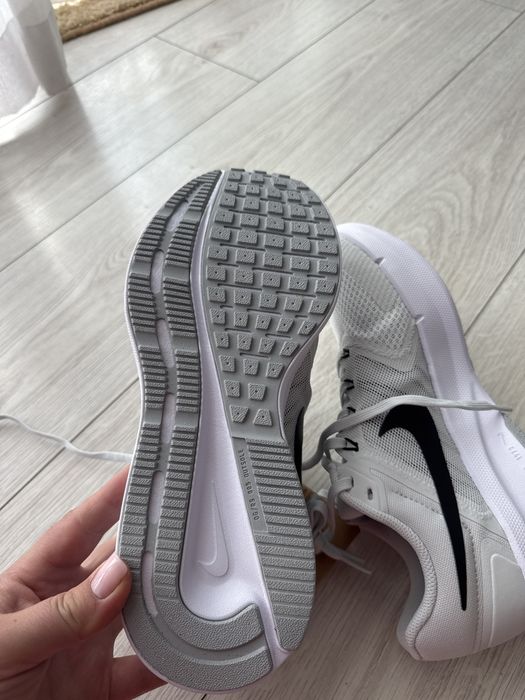 Nike run swift 3 do biegania męskie bardzo szerokie Extra Wide