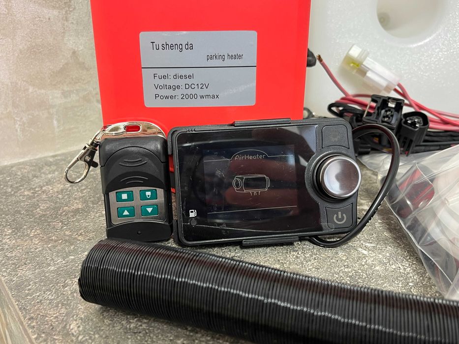 Aвтономна пічка для nissan leaf zoe  бак 5літрів є блютуз 12\24V 2kVt