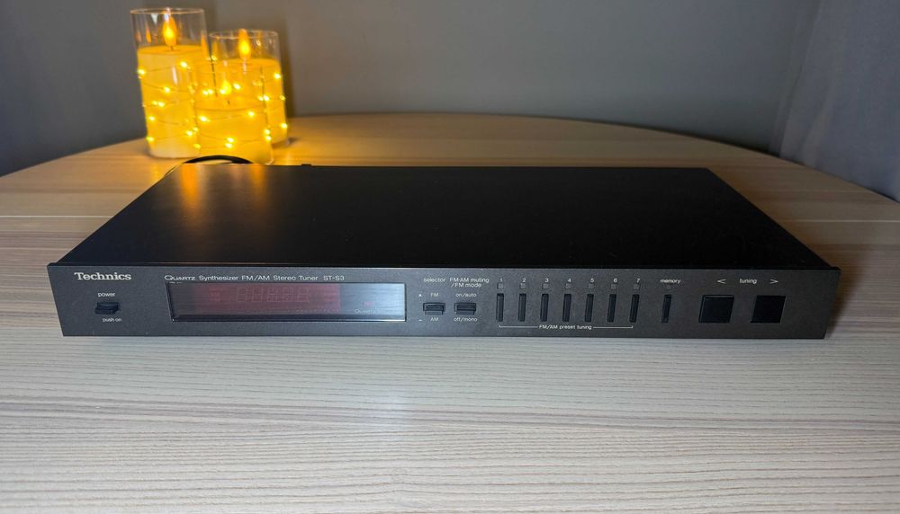 Tuner Technics model ST-S3