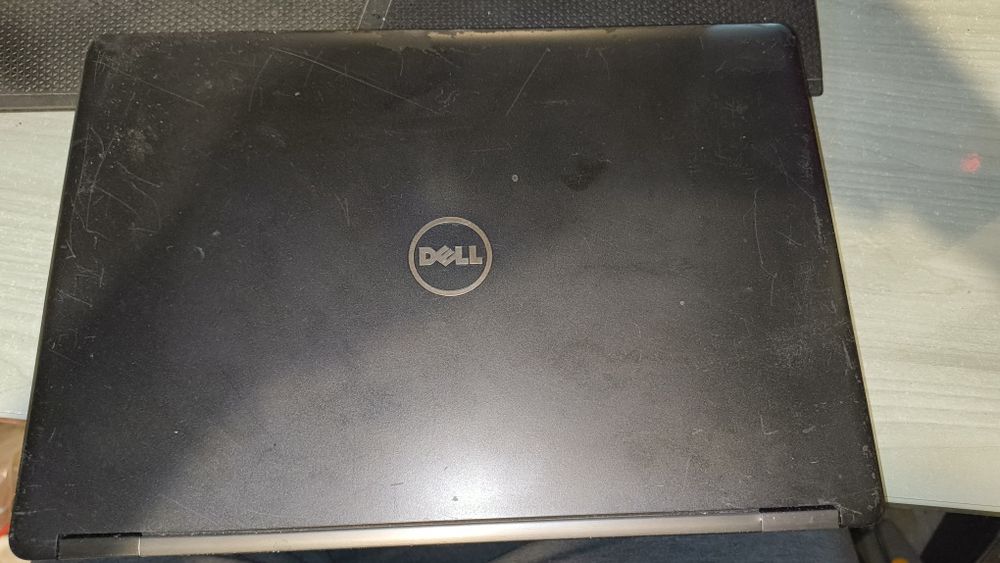 Laptop DELL 14 i5 8gb 240 ssd windows 11
