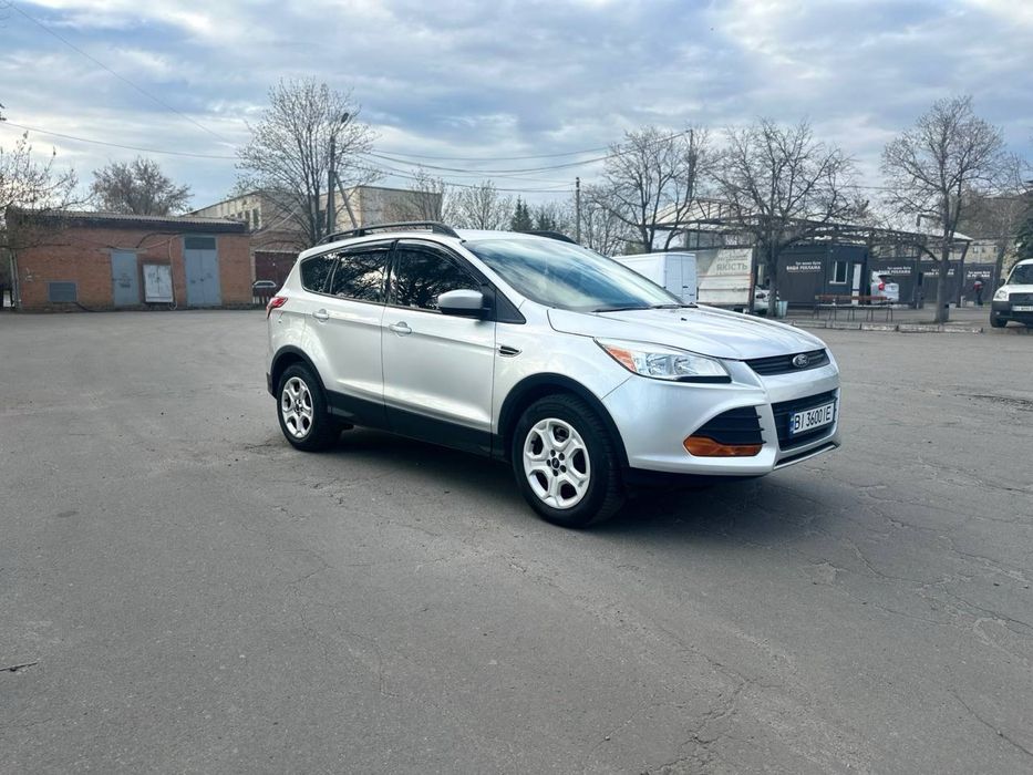 Авто Ford Escape 2016