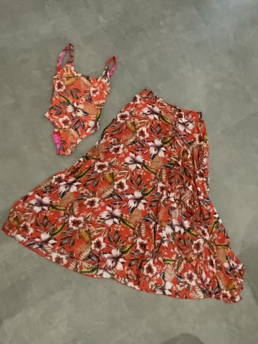 Fato de banho e saia guess