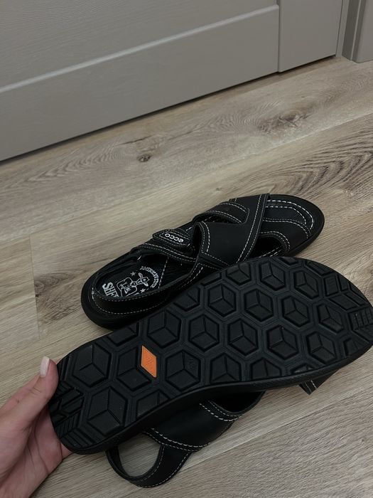 Чоловічі сандалії ecco