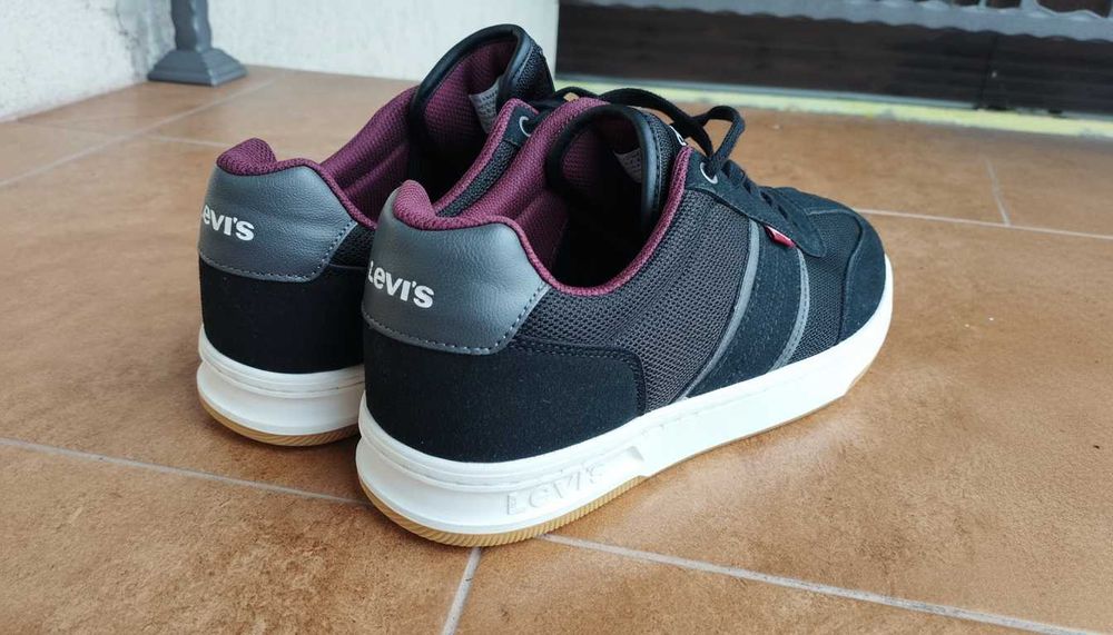 Nowe Buty Levi's, Rozmiar EU 44, Męskie Sneakersy