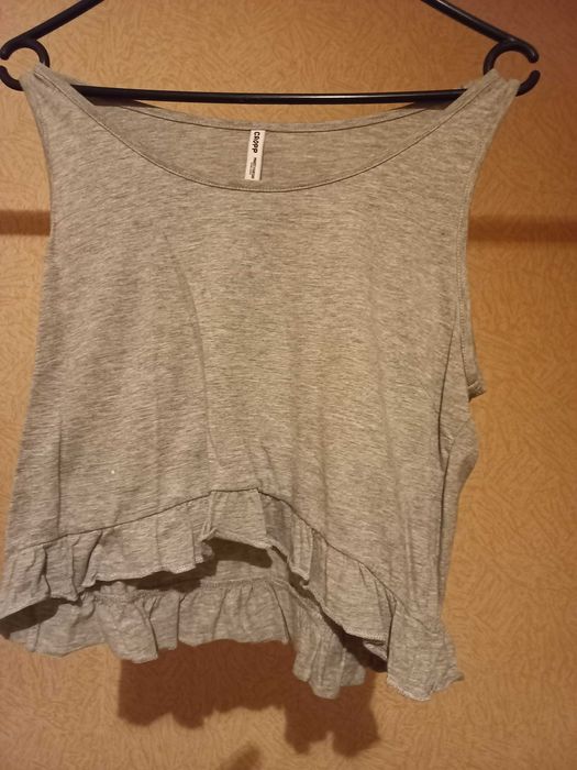 Top z falbanką CROPP rozm. M